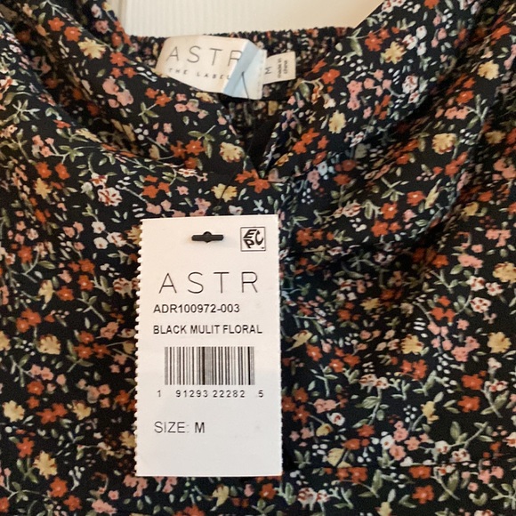 ASTR The Label Sleeve Midi Dress - Picture 5 of 7